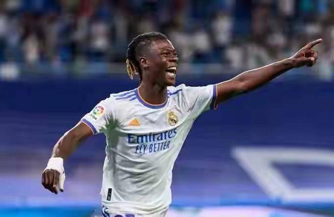 止住颓势后上扬成语