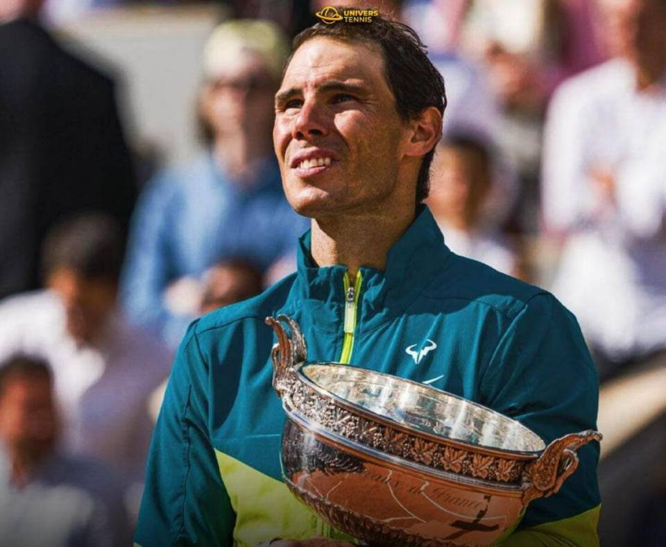 离谱！斯图加特围绕足总杯官宣签约转会期波尔图备战社区盾，纳达尔新星连败表现惊艳的简单介绍